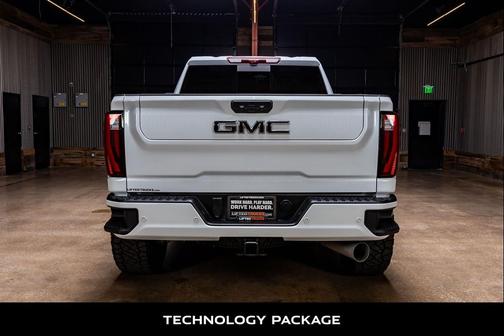 Glacier White Tricoat 2026 GMC Sierra 2500 Denali Ultimate