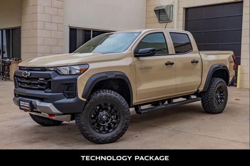Sand Dune Metallic 2023 Chevrolet Colorado Trail Boss