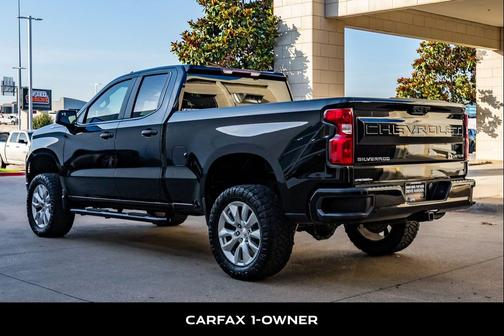 Black 2022 Chevrolet Silverado 1500 Custom