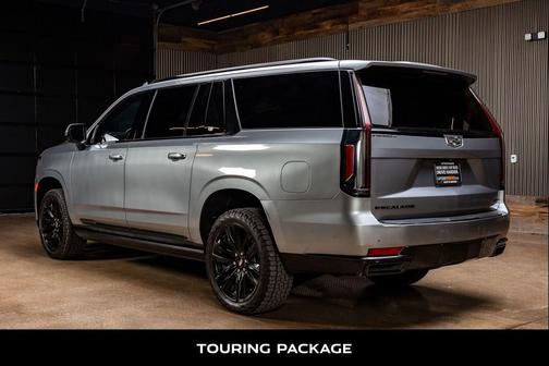 2023 Cadillac Escalade ESV Sport Platinum