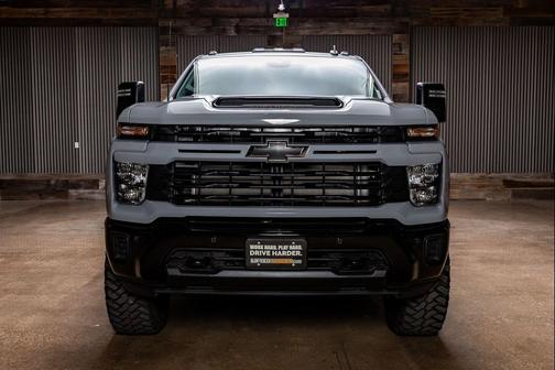 2025 Chevrolet Silverado 2500 Custom