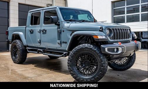 Anvil Clearcoat 2025 Jeep Gladiator High Tide