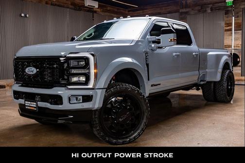 Glacier Gray Met Tri-Coat 2026 Ford F-450 Platinum