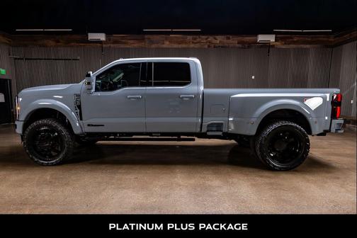 Glacier Gray Met Tri-Coat 2026 Ford F-450 Platinum