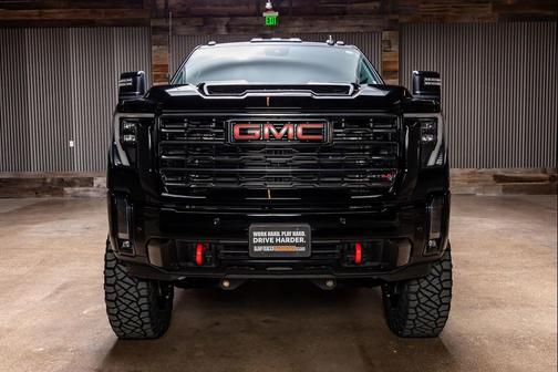 2024 GMC Sierra 2500 AT4