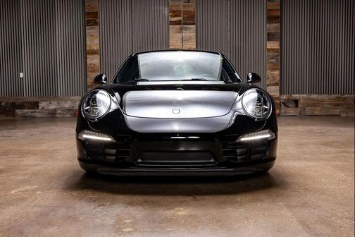 2016 Porsche 911 Carrera