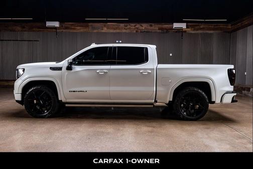 White Frost Tricoat 2023 GMC Sierra 1500 Denali Ultimate