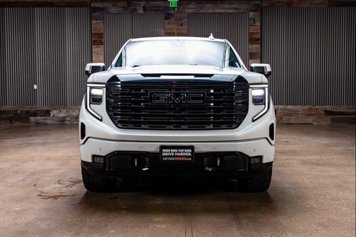 White Frost Tricoat 2023 GMC Sierra 1500 Denali Ultimate