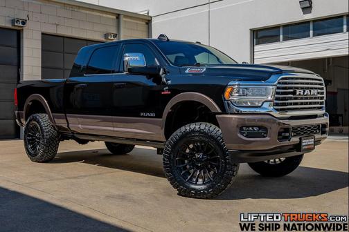 Diamond Black Crystal Pearlcoat 2024 RAM 2500 Longhorn