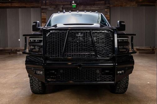 2025 RAM 3500 Laramie Crew Cab 4x4 8' Box