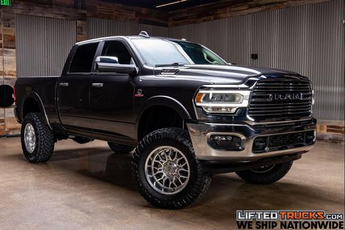 Granite Crystal Metallic Clearcoat 2020 RAM 2500 Laramie Crew Cab 4x4 6'4' Box
