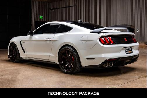 2020 Ford Shelby GT350R Base