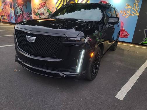 2022 Cadillac Escalade Sport