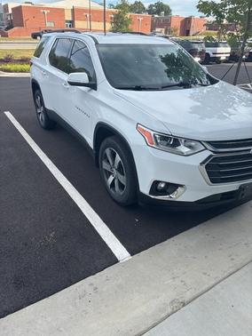 2021 Chevrolet Traverse LT Leather