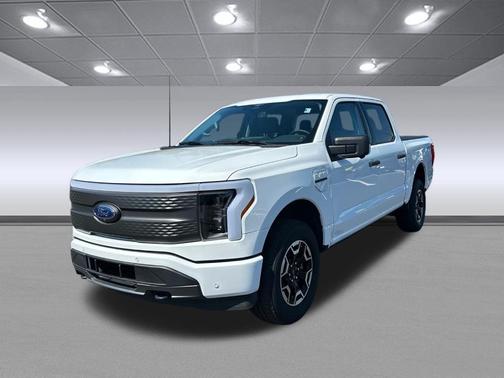 2023 Ford F-150 Lightning XLT