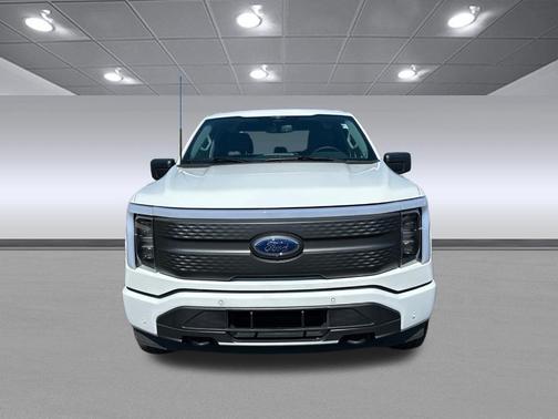 2023 Ford F-150 Lightning XLT