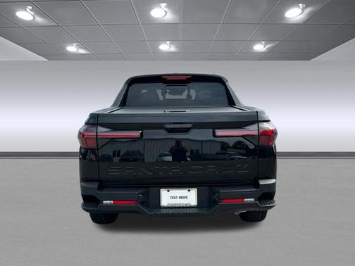 2025 Hyundai SANTA CRUZ SEL Activity