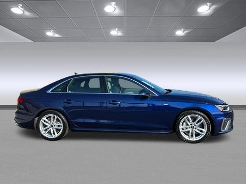 2023 Audi A4 45 S line Premium Plus