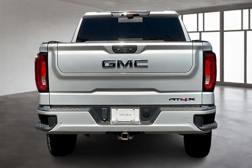 2022 GMC Sierra 1500 AT4X
