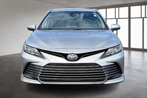 2021 Toyota Camry Hybrid LE