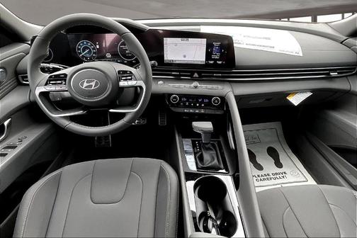 2025 Hyundai ELANTRA HEV SEL Sport