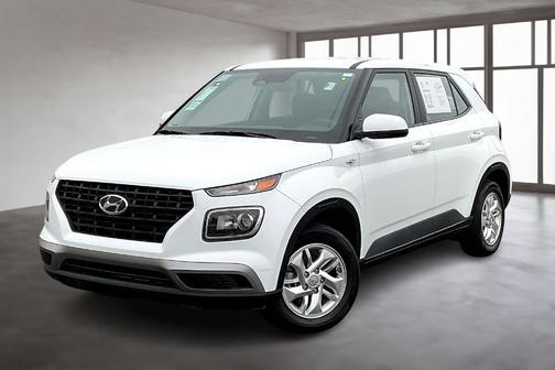 2025 Hyundai VENUE SE