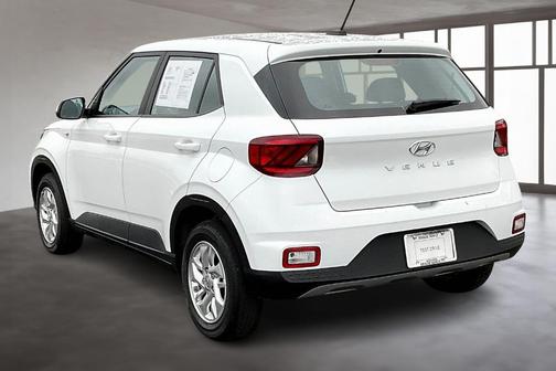 2025 Hyundai VENUE SE