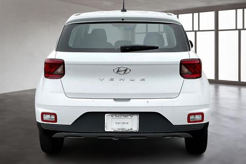 2025 Hyundai VENUE SE