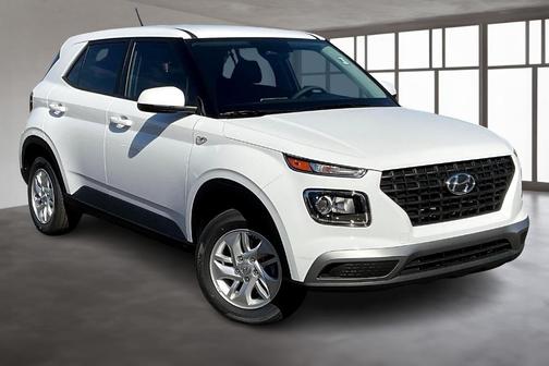 2025 Hyundai VENUE SE