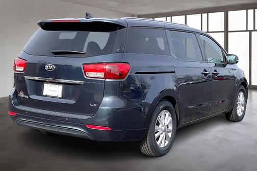 2017 Kia Sedona LX