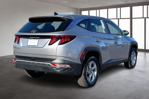 2024 Hyundai TUCSON SE