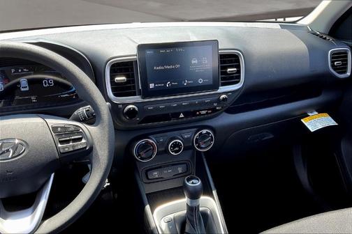 2025 Hyundai VENUE SE
