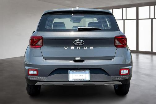 2025 Hyundai VENUE SE