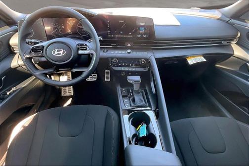2025 Hyundai ELANTRA HEV SEL Sport