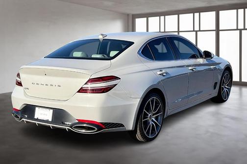 2024 Genesis G70 2.5T