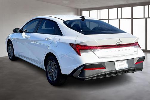 2026 Hyundai ELANTRA HEV Blue