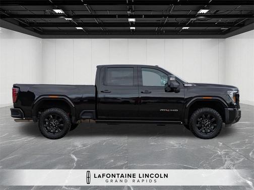 2024 GMC Sierra 2500 AT4