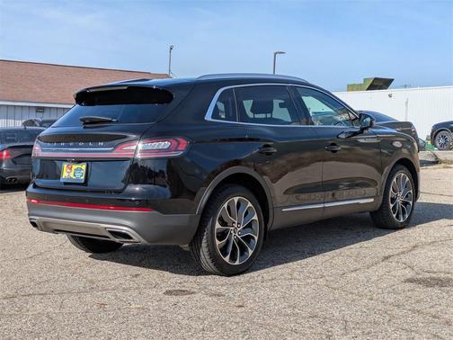 2022 Lincoln Nautilus Reserve