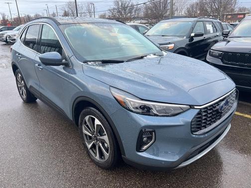 2023 Ford Escape Platinum