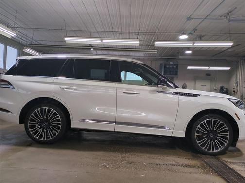 2023 Lincoln Aviator Black Label AWD