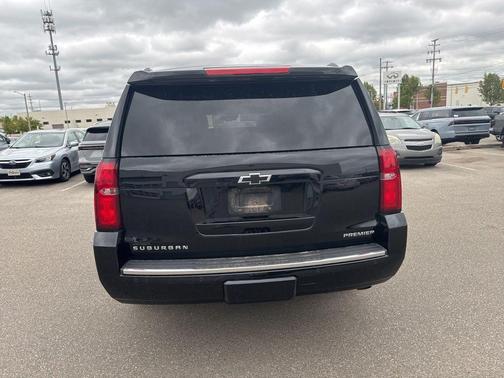 Black 2019 Chevrolet Suburban Premier