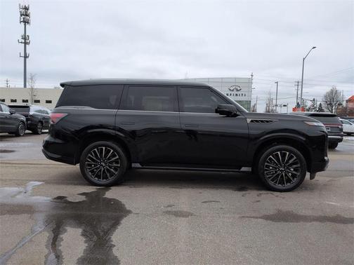 2025 INFINITI QX80 AUTOGRAPH