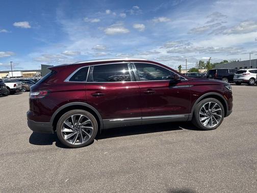 Burgundy Velvet Metallic Tinted Clearcoat 2023 Lincoln Nautilus Reserve