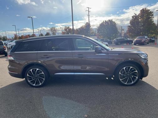 2022 Lincoln Aviator Reserve AWD