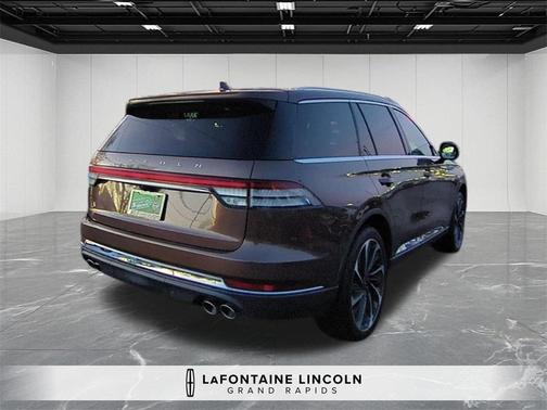 2022 Lincoln Aviator Reserve AWD