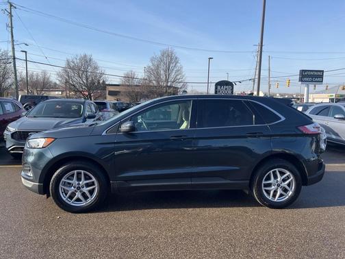 2022 Ford Edge SEL