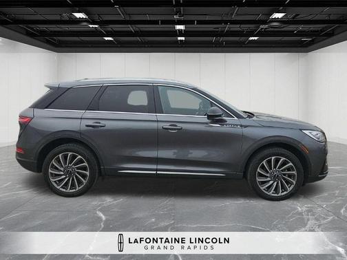 Metallic 2023 Lincoln Corsair Reserve