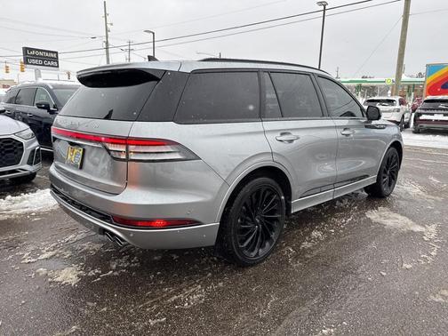 2023 Lincoln Aviator Reserve AWD