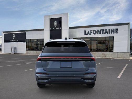 Blue Metallic 2026 Lincoln Nautilus Reserve