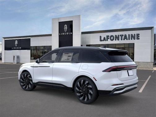 2025 Lincoln Nautilus Reserve